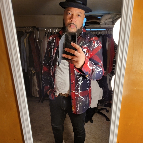 Meet your Posher, Calvin - Picture 2 of 5